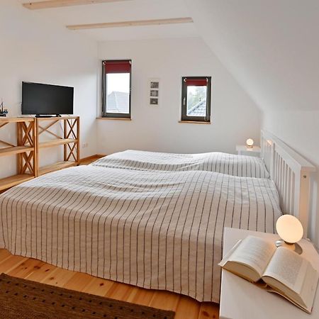 Reetdachhaus "Treibholz" Villa Wiek auf Ruegen Luaran gambar