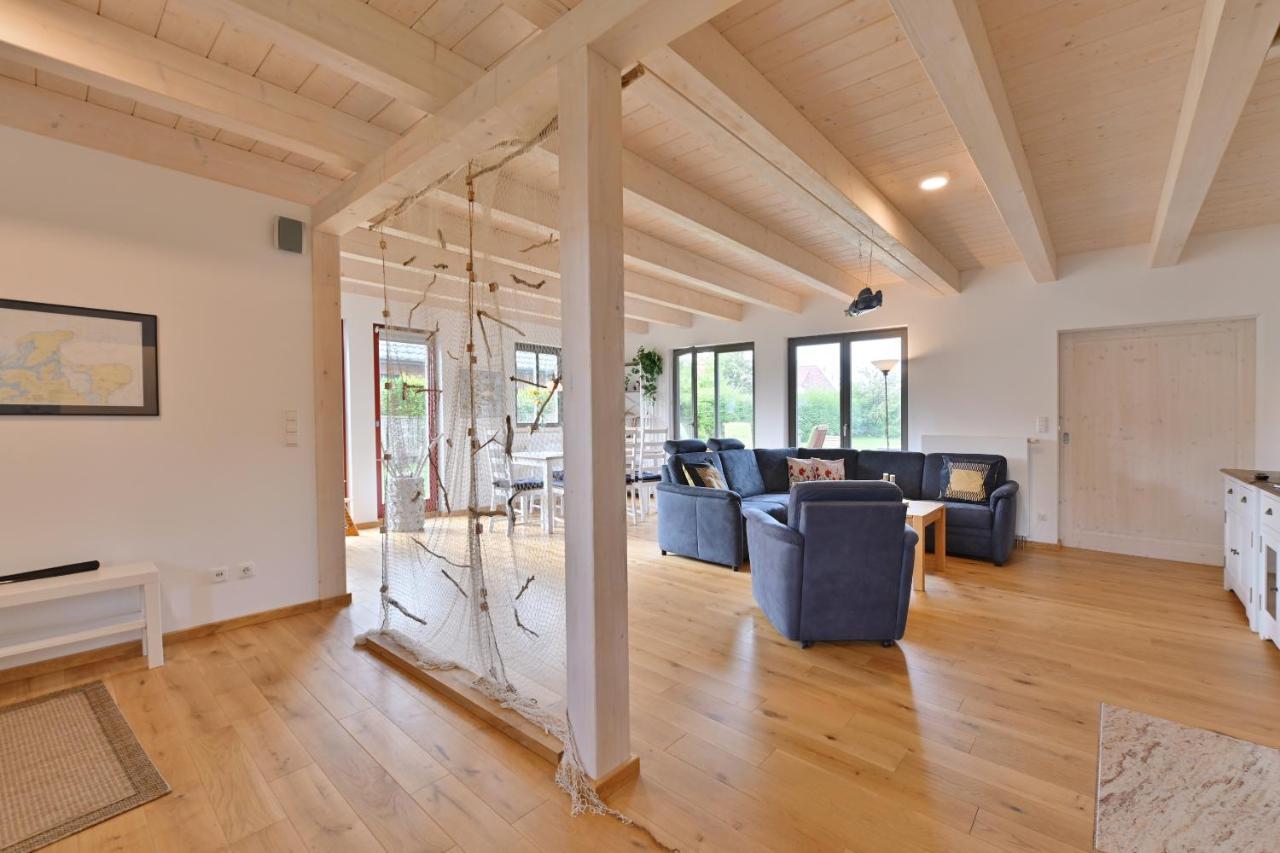 Reetdachhaus "Treibholz" Villa Wiek auf Ruegen Luaran gambar