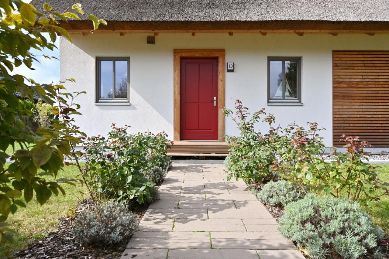 Reetdachhaus "Treibholz" Villa Wiek auf Ruegen Luaran gambar